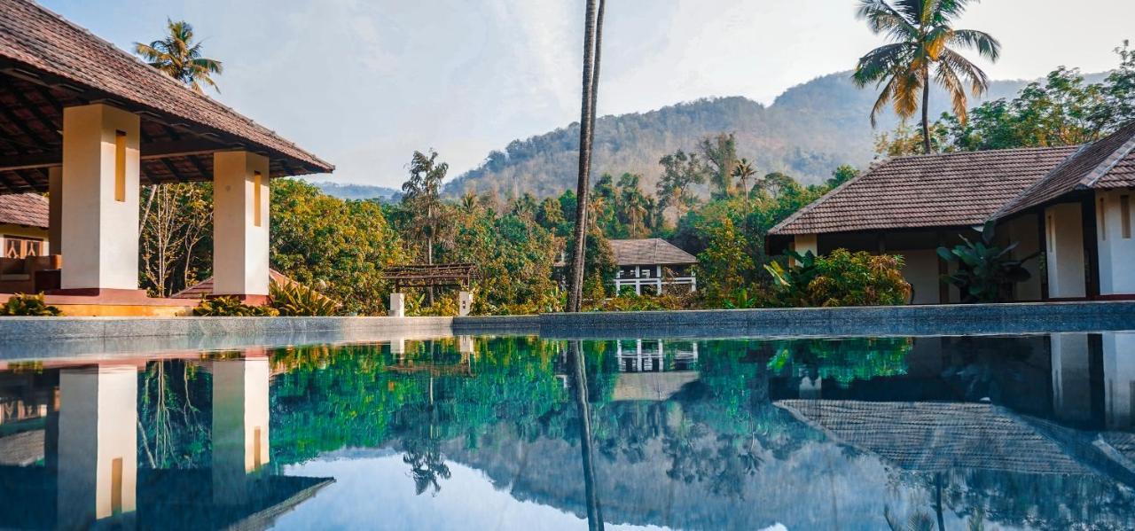 Windermere River House Neriyamangalam Exteriör bild